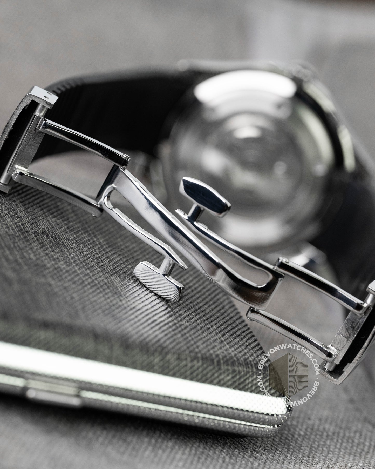 Aquatropic | Black