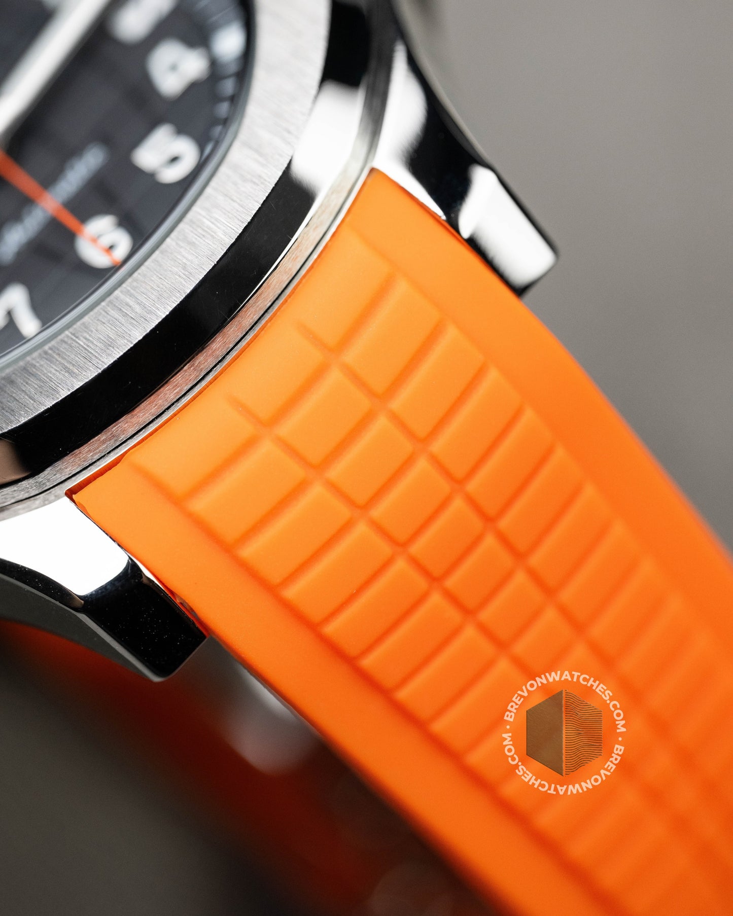 Aquatropic | Black Orange