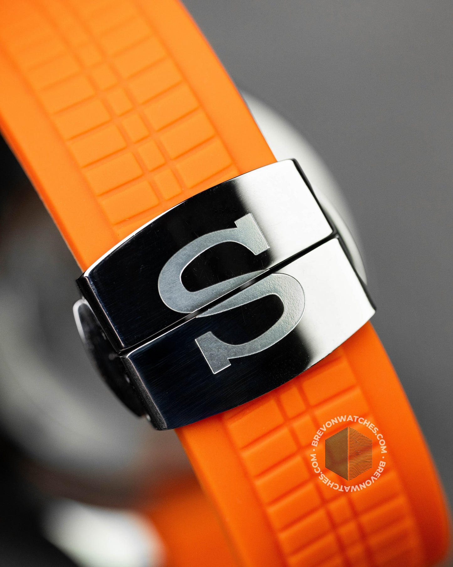 Aquatropic | Black Orange