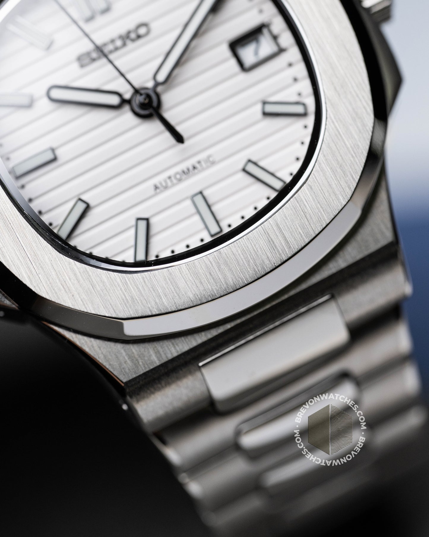 Nautiko | White