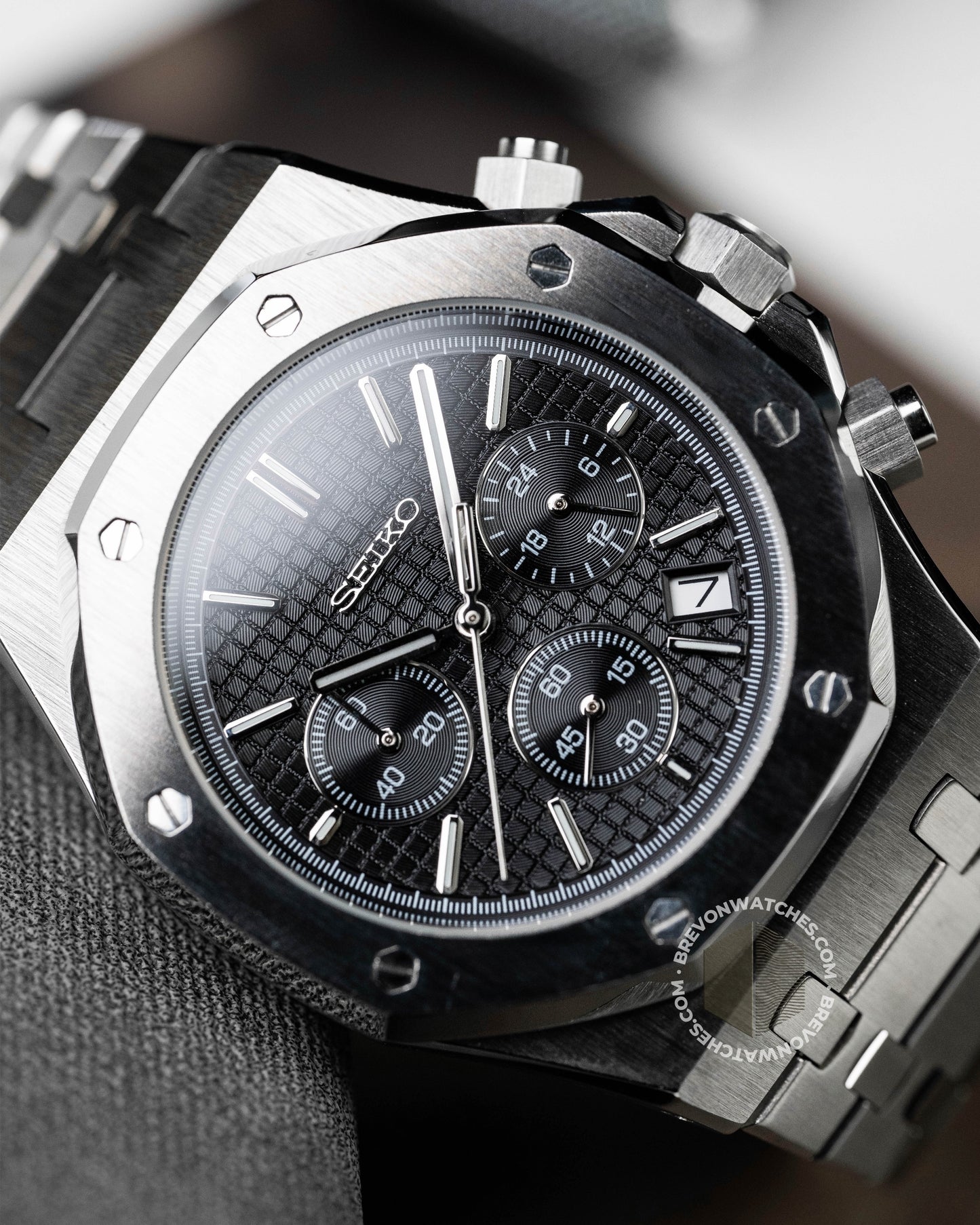 Octa | Black Chronograph