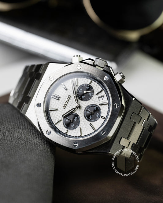 Octa | Panda Chronograph
