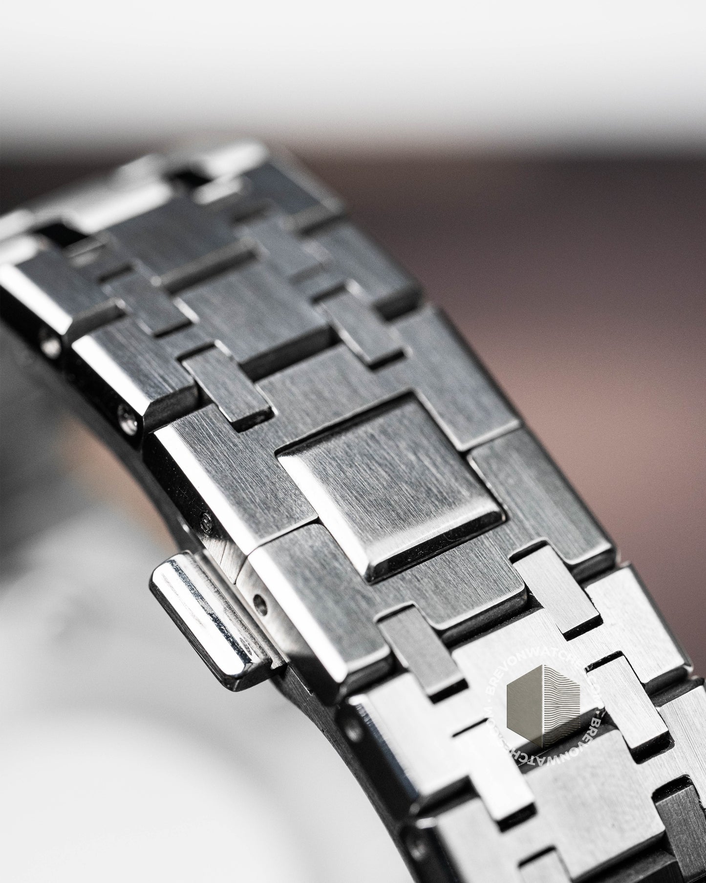 Octa | White Chronograph