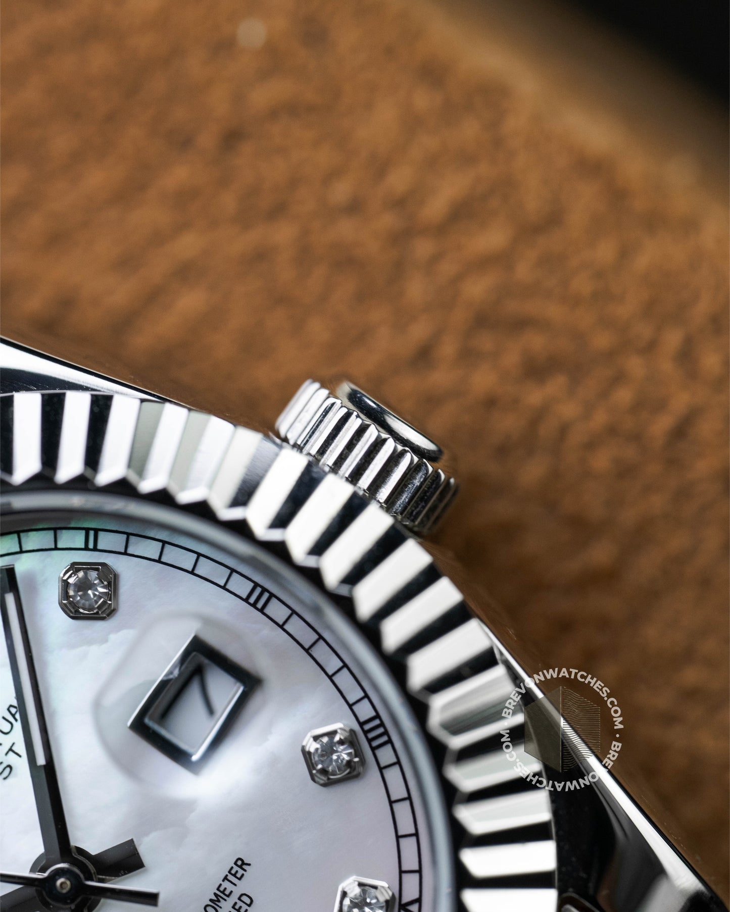Precision-Date Ladies | White Pearl Diamond