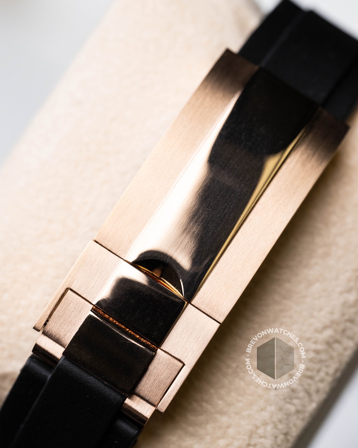 Racer | Rose Gold Arabic