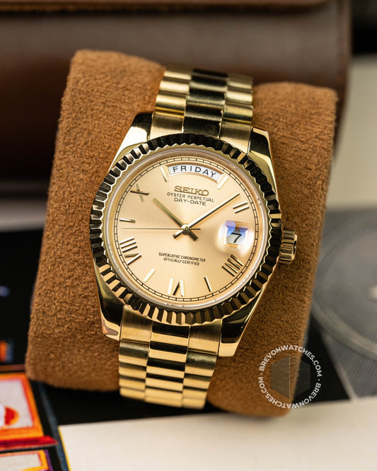 The Executive | Gold